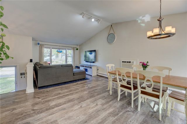 100 Holmes Road, Warwick, RI 02888