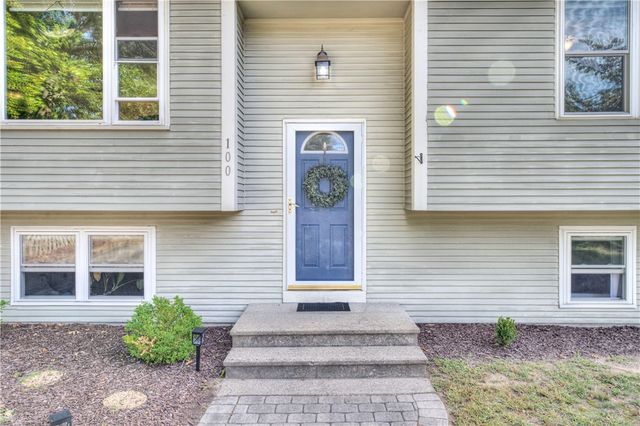 100 Holmes Road, Warwick, RI 02888