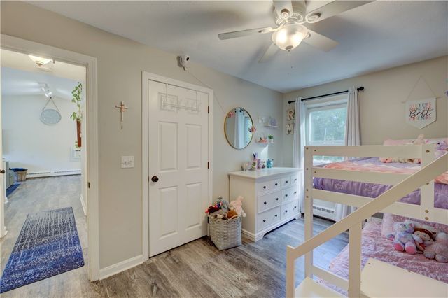 100 Holmes Road, Warwick, RI 02888
