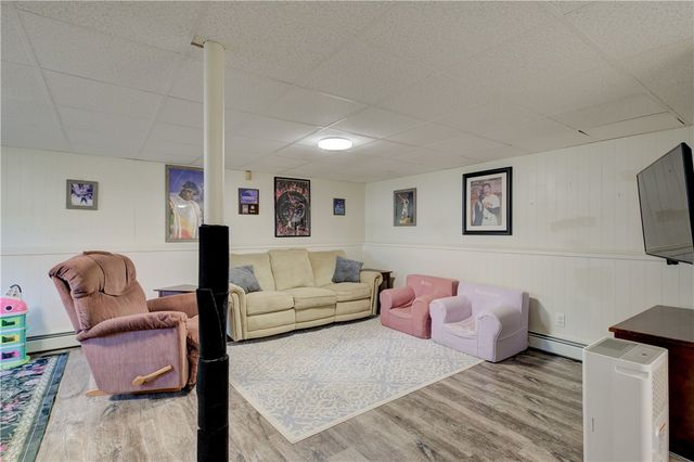 100 Holmes Road, Warwick, RI 02888