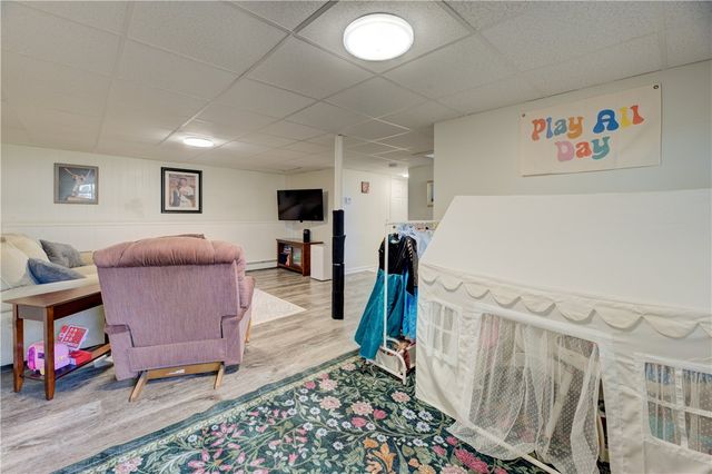 100 Holmes Road, Warwick, RI 02888