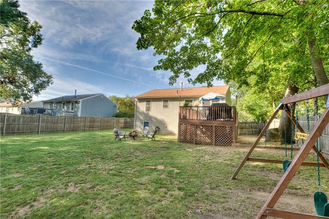 100 Holmes Road, Warwick, RI 02888