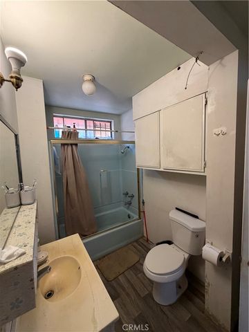 963 Hollins, Los Angeles, CA 90023