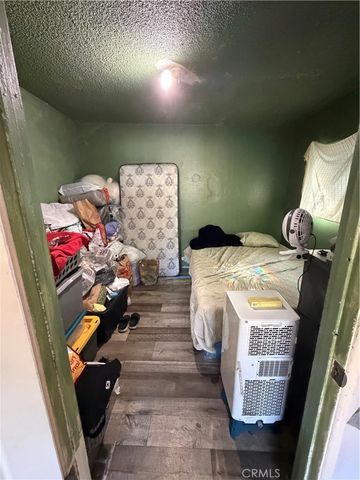 963 Hollins, Los Angeles, CA 90023