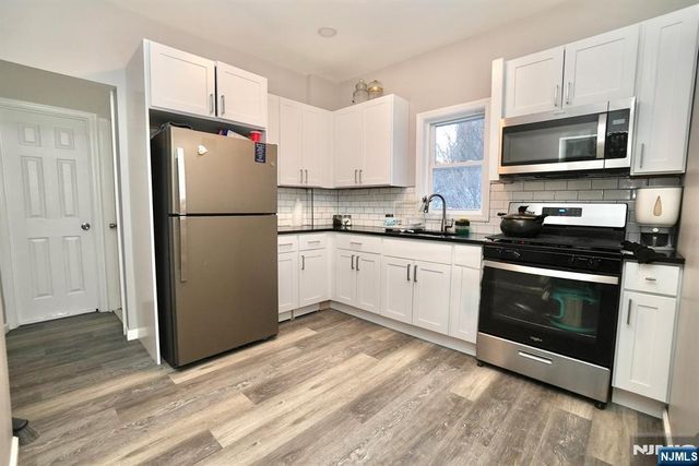 172-176 Delavan Avenue, Newark, NJ 07104
