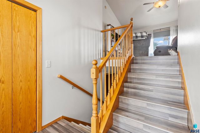 7208 W 66th St Street, Sioux Falls, SD 57106