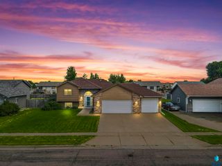 7208 W 66th St Street, Sioux Falls, SD 57106