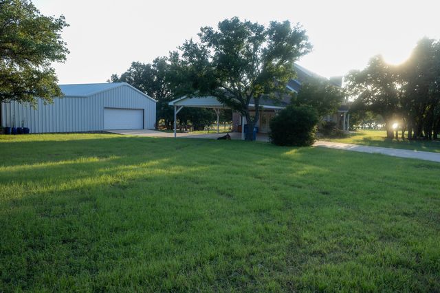 3100 Shady Oaks Drive, Brownwood, TX 76801