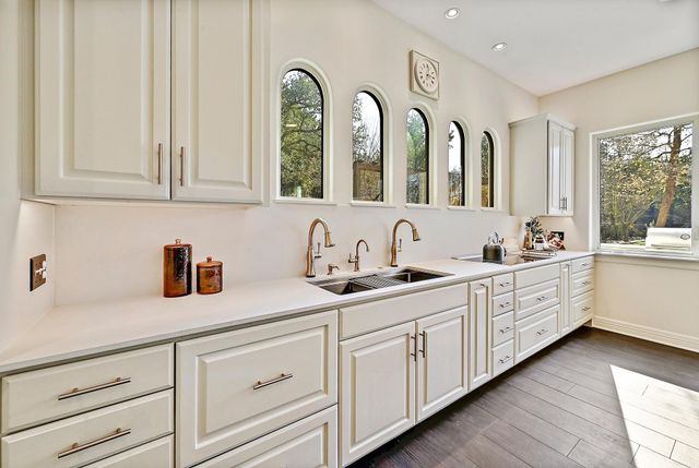 13201 Winding Creek RD, Austin, TX 78736