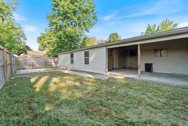 1951 Torreyson Street, Conway, AR 72034
