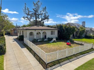 1428 N Hill Ave, Pasadena, CA 91104