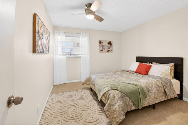 173 Flanders D, Delray Beach, FL 33484