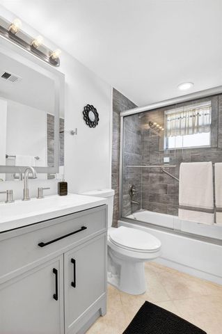 173 Flanders D, Delray Beach, FL 33484