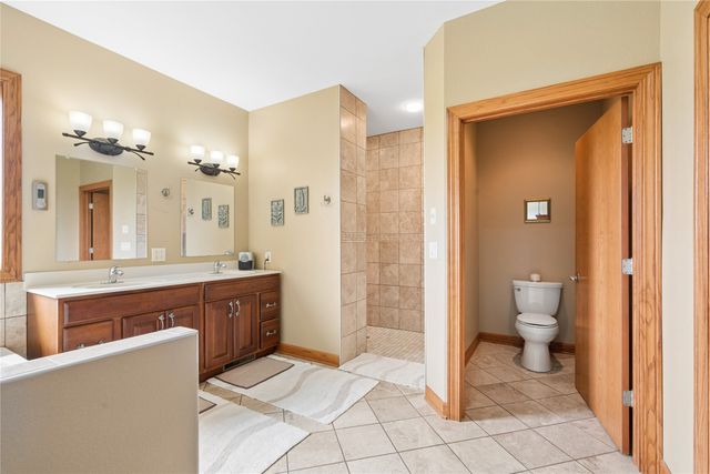 6078 Highway T-38 Highway N, Grinnell, IA 50112