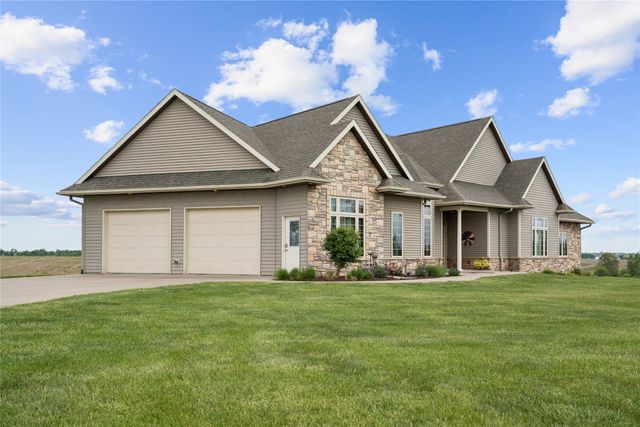 6078 Highway T-38 Highway N, Grinnell, IA 50112