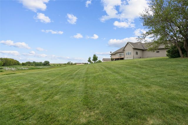 6078 Highway T-38 Highway N, Grinnell, IA 50112