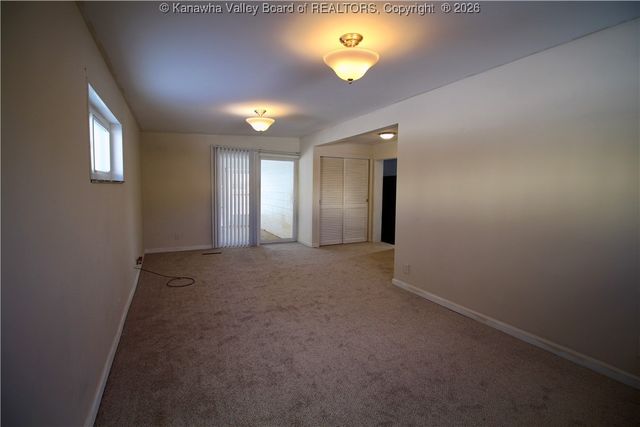 5140 Briar Road, Cross Lanes, WV 25313