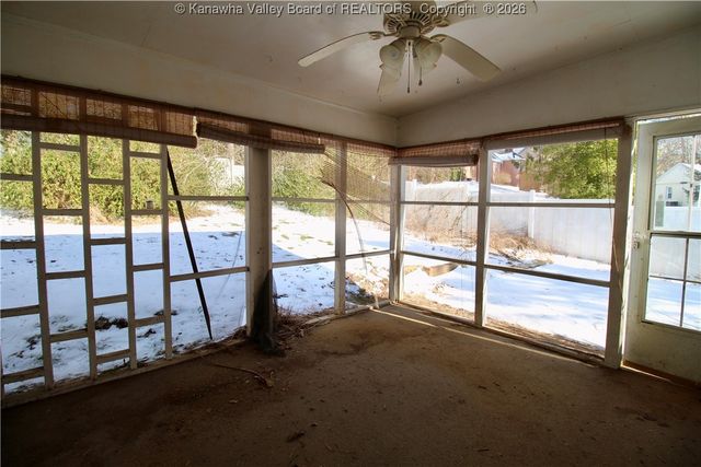 5140 Briar Road, Cross Lanes, WV 25313