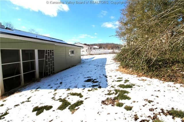 5140 Briar Road, Cross Lanes, WV 25313