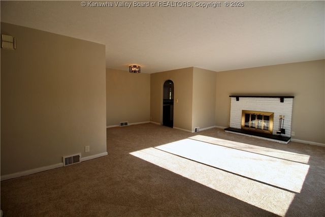 5140 Briar Road, Cross Lanes, WV 25313