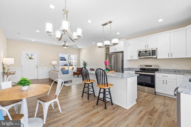 26 HARBOR CT, Montross, VA 22520