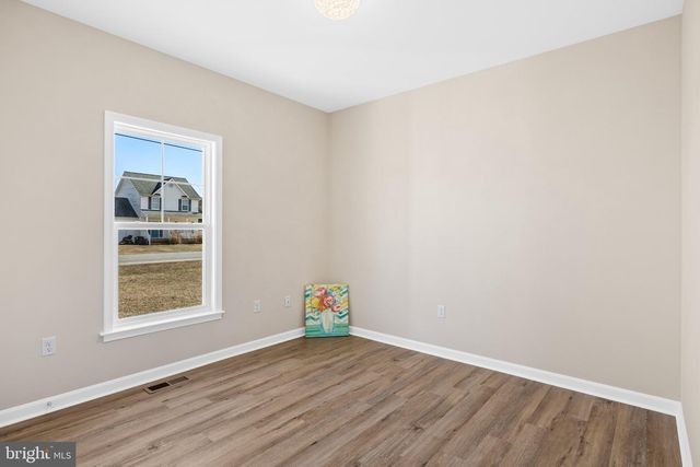 26 HARBOR CT, Montross, VA 22520