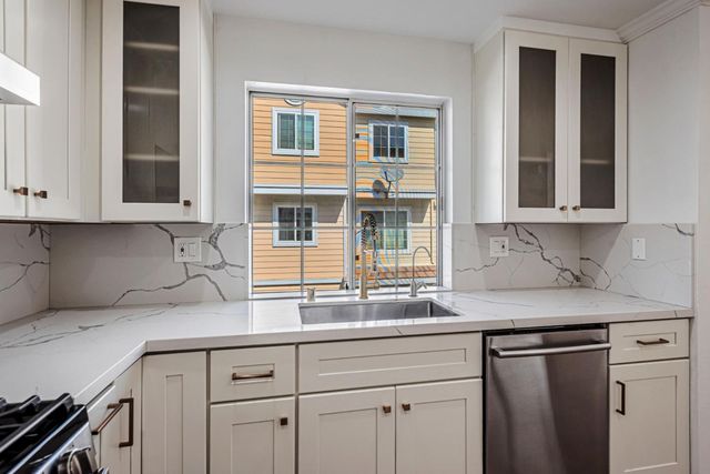 4 Brigantine Lane, Redwood City, CA 94065