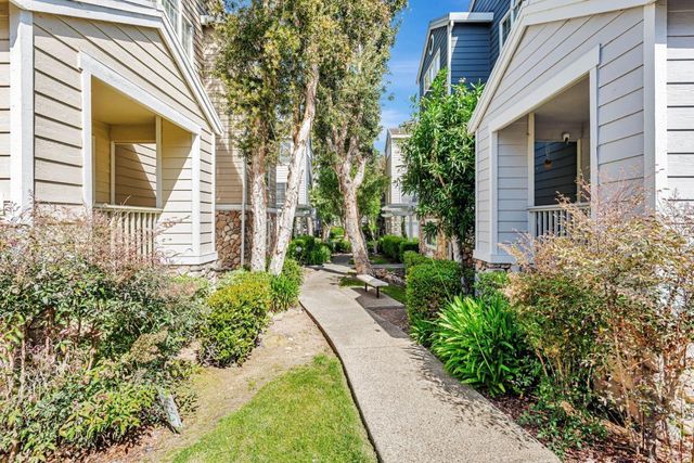 4 Brigantine Lane, Redwood City, CA 94065