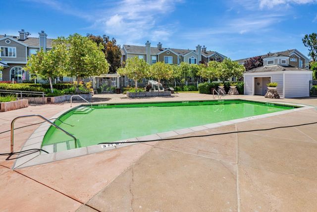 4 Brigantine Lane, Redwood City, CA 94065