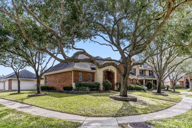 13323 Pecan Walk Lane, Sugar Land, TX 77498