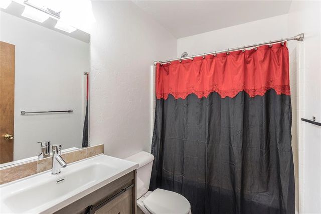 15675 Patricia Place, Choctaw, OK 73020