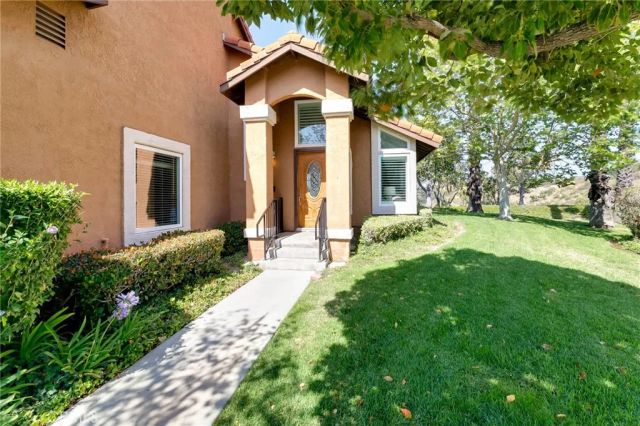 6075 E Montefino, Anaheim Hills, CA 92807