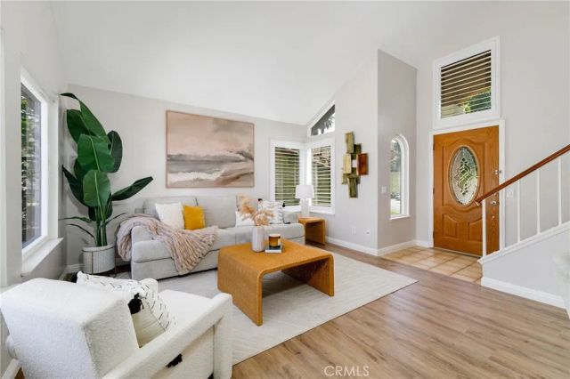 6075 E Montefino, Anaheim Hills, CA 92807