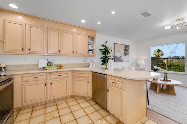 6075 E Montefino, Anaheim Hills, CA 92807