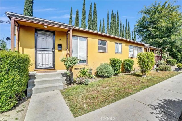 15212 Victory Blvd, Van Nuys, CA 91411