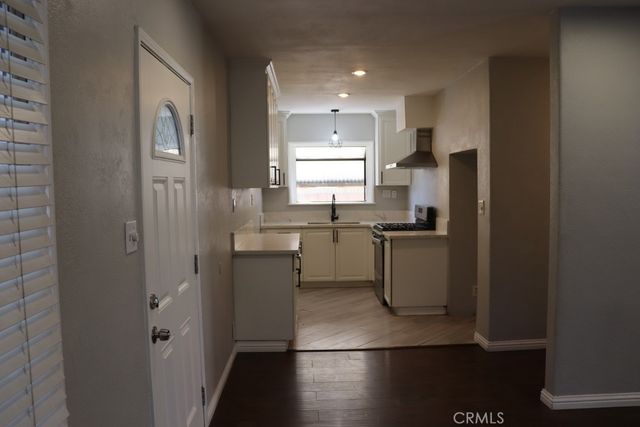 15709 Lassen Street, Granada Hills, CA 91343