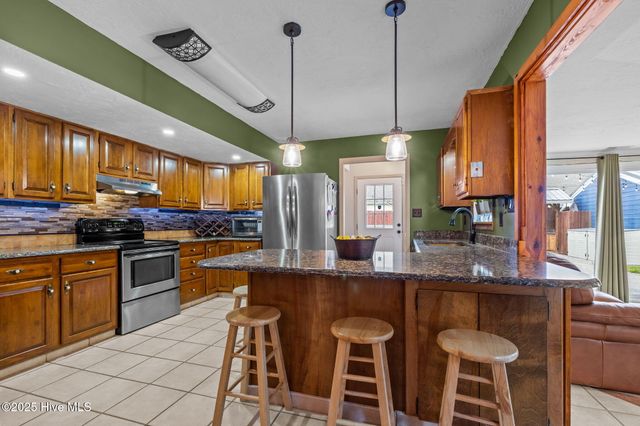 218 Old Ironsides Road, Newport, NC 28570