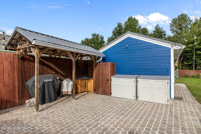 218 Old Ironsides Road, Newport, NC 28570