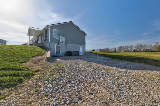 631 Mt Pleasant Road, Owingsville, KY 40360