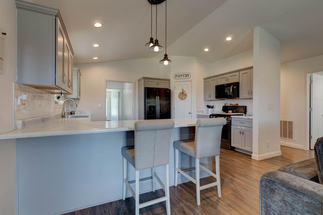 631 Mt Pleasant Road, Owingsville, KY 40360