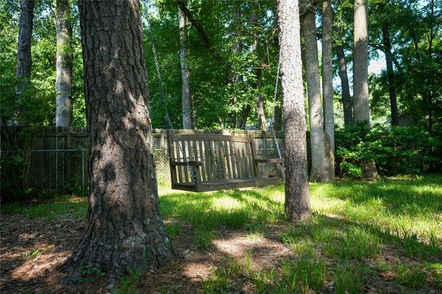 8265 Park Ridge Drive, Riverdale, GA 30274