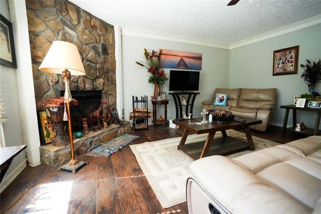 8265 Park Ridge Drive, Riverdale, GA 30274