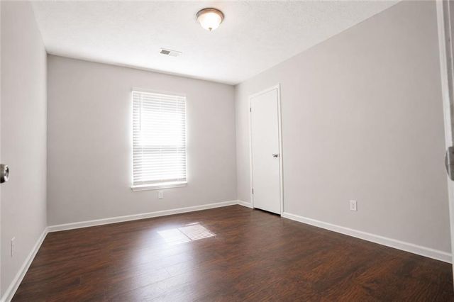 8265 Park Ridge Drive, Riverdale, GA 30274