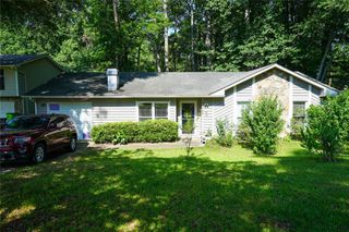 8265 Park Ridge Drive, Riverdale, GA 30274