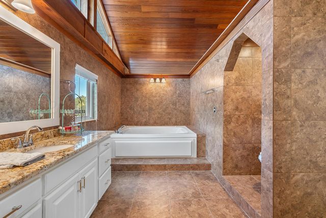 110 CAPROCK Lane, Amarillo, TX 79118