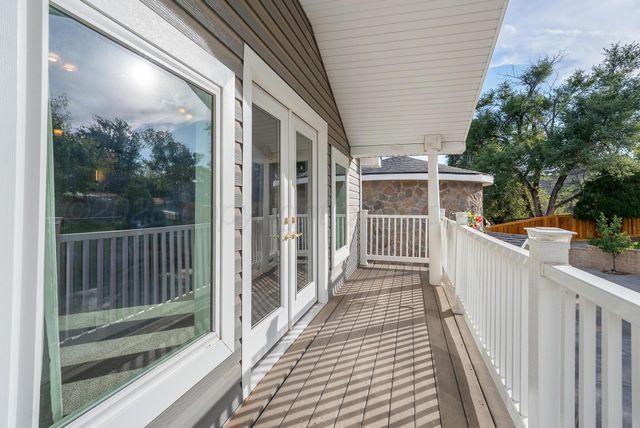 110 CAPROCK Lane, Amarillo, TX 79118