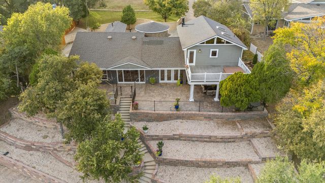 110 CAPROCK Lane, Amarillo, TX 79118