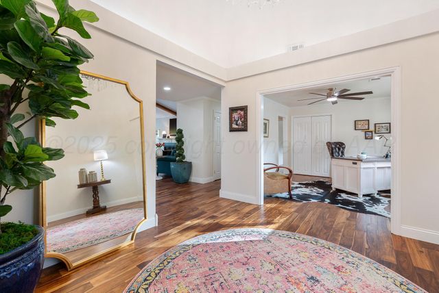 110 CAPROCK Lane, Amarillo, TX 79118