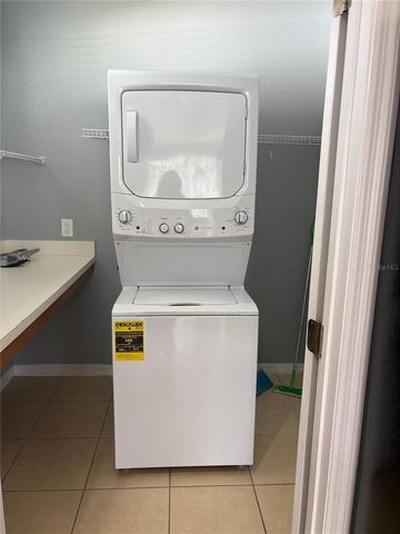 8808 ABBEY LEAF LANE, Orlando, FL 32827