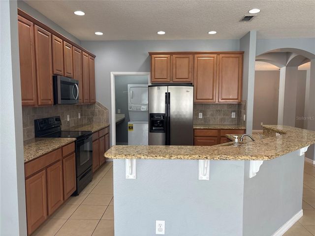 8808 ABBEY LEAF LANE, Orlando, FL 32827